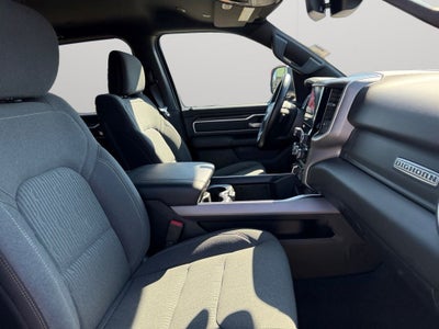 2022 RAM 1500 Big Horn Crew Cab 4x4 5'7' Box