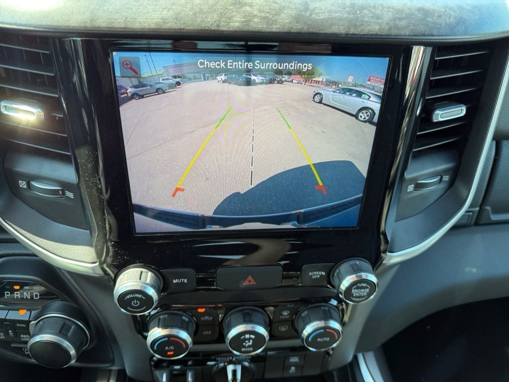 2022 RAM 1500 Big Horn Crew Cab 4x4 5'7' Box