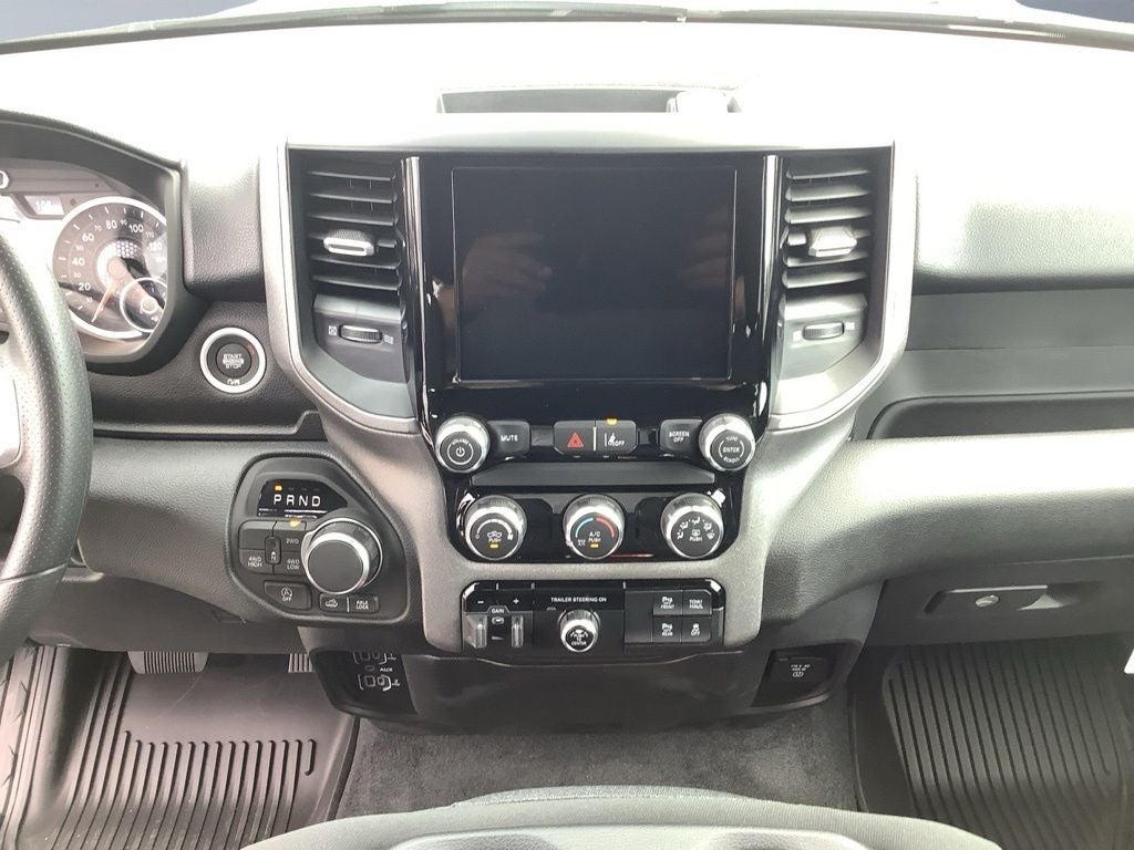 2026 RAM 1500 RAM 1500 WARLOCK CREW CAB 4X4 5'7' BOX
