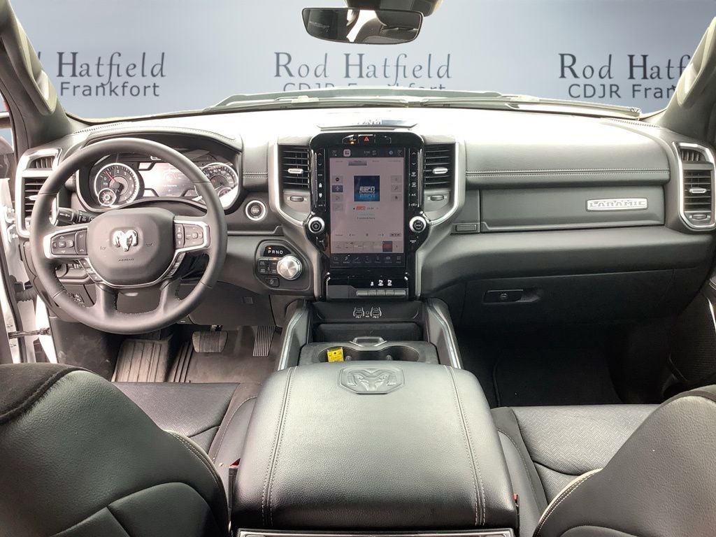 2025 RAM 1500 Laramie Crew Cab 4x4 5'7' Box