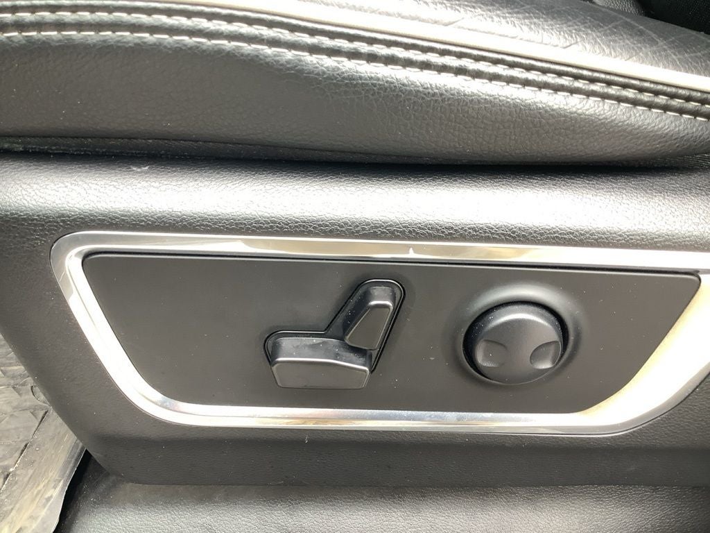 2025 RAM 1500 Laramie Crew Cab 4x4 5'7' Box