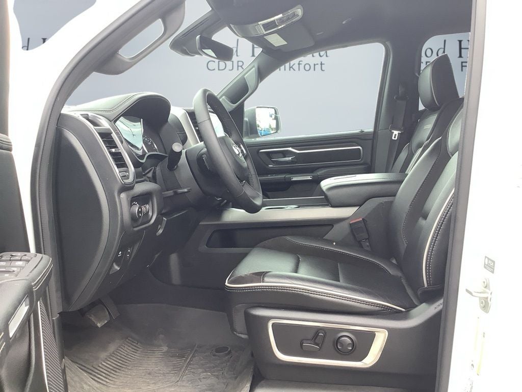 2025 RAM 1500 Laramie Crew Cab 4x4 5'7' Box