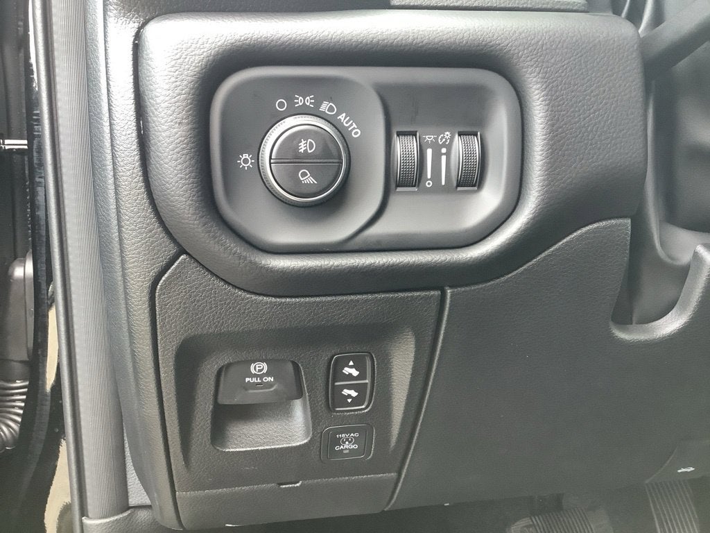 2027 RAM Ram 1500 RAM 1500 LARAMIE CREW CAB 4X4 5'7' BOX