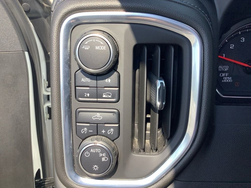 2022 Chevrolet Silverado 1500 LTD 4WD Double Cab Standard Bed LT