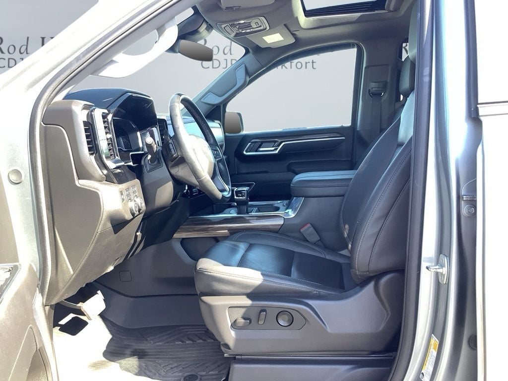 2025 Chevrolet Silverado 1500 4WD Crew Cab Short Bed RST