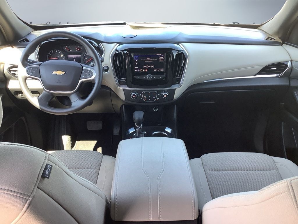 2023 Chevrolet Traverse FWD LS