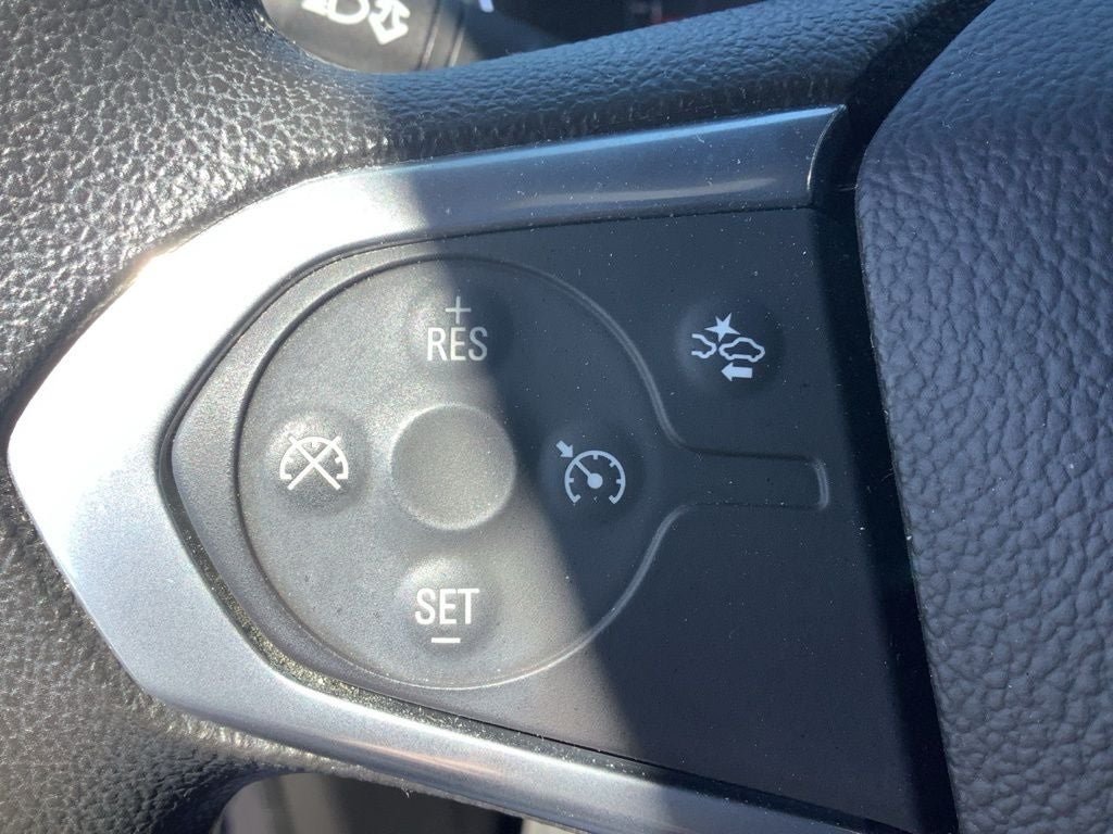 2023 Chevrolet Traverse FWD LS