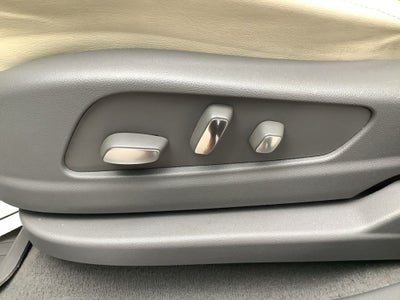 2023 Cadillac XT5 FWD Premium Luxury