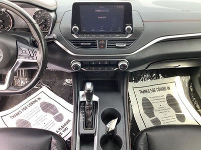 2022 Nissan Altima SR FWD