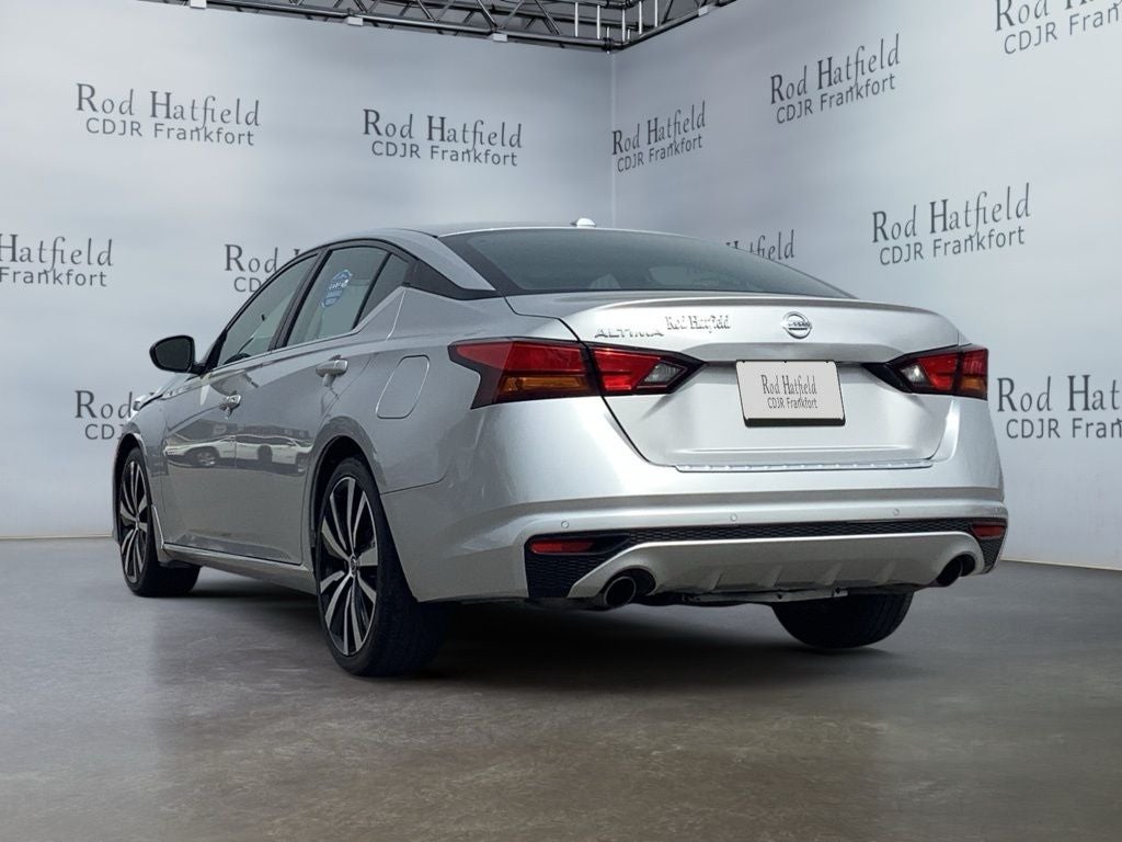 2022 Nissan Altima SR FWD
