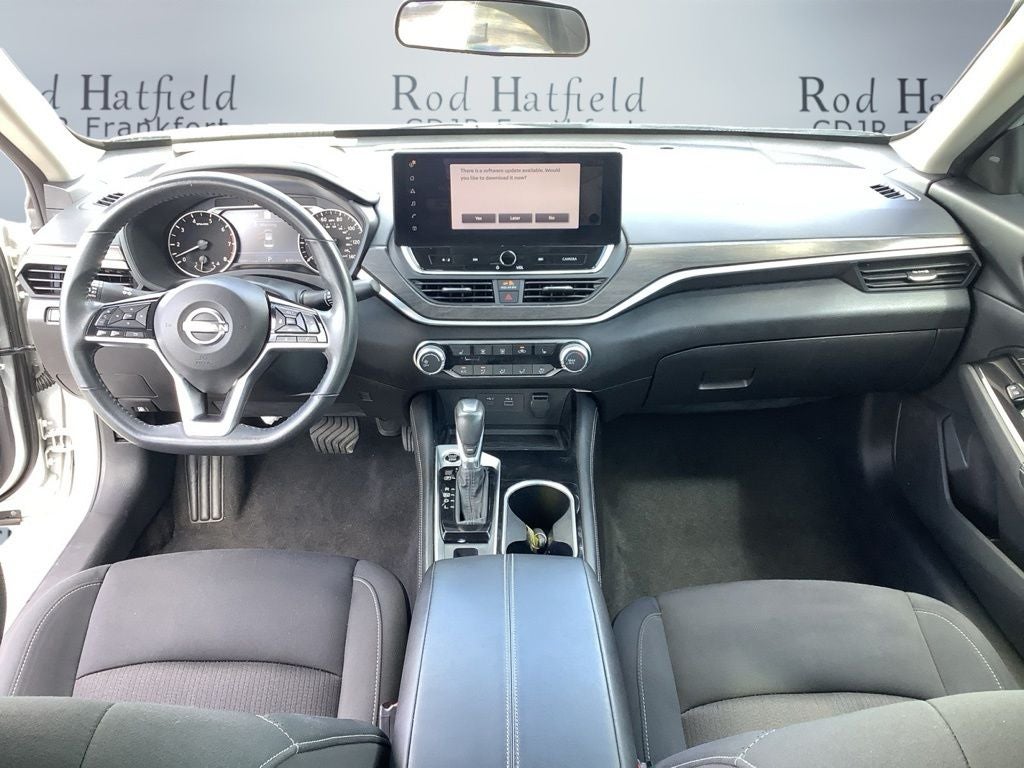 2023 Nissan Altima SV FWD