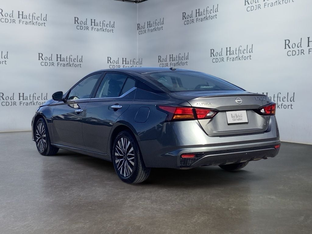 2024 Nissan Altima SV FWD