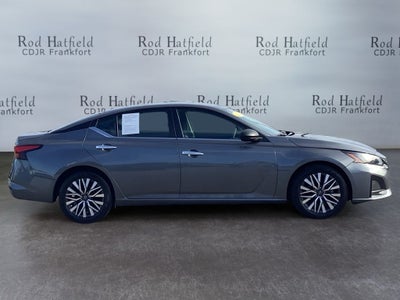 2024 Nissan Altima SV FWD