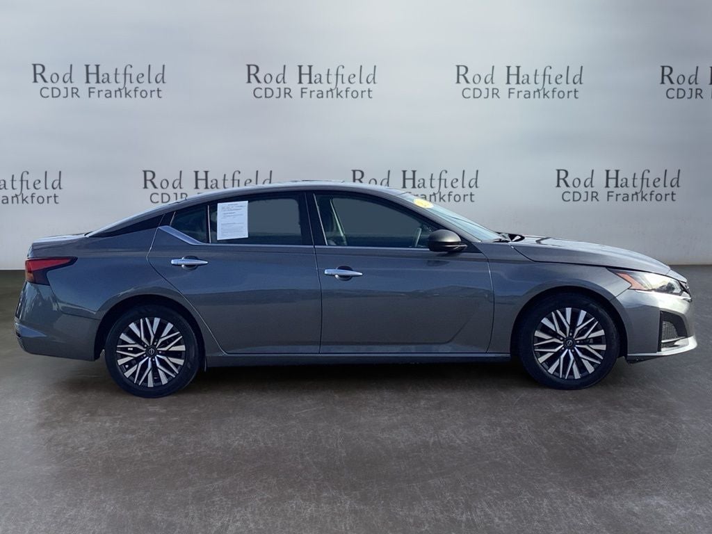 2024 Nissan Altima SV FWD