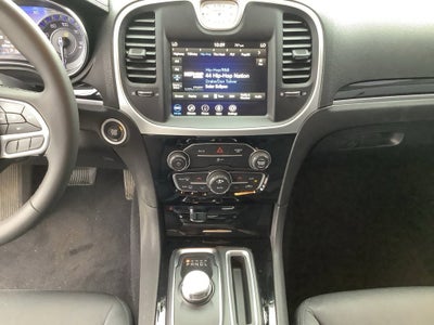 2023 Chrysler 300 Touring