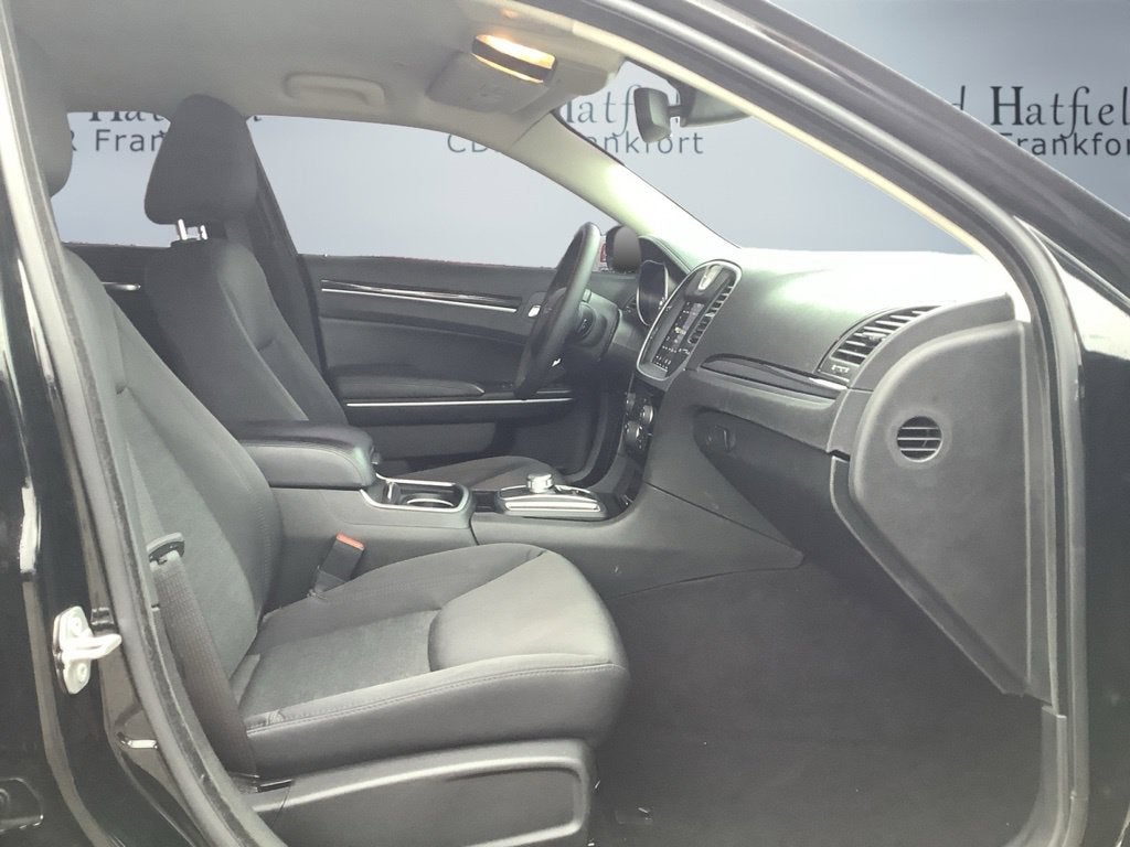 2023 Chrysler 300 Touring