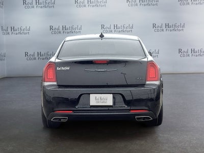2023 Chrysler 300 Touring