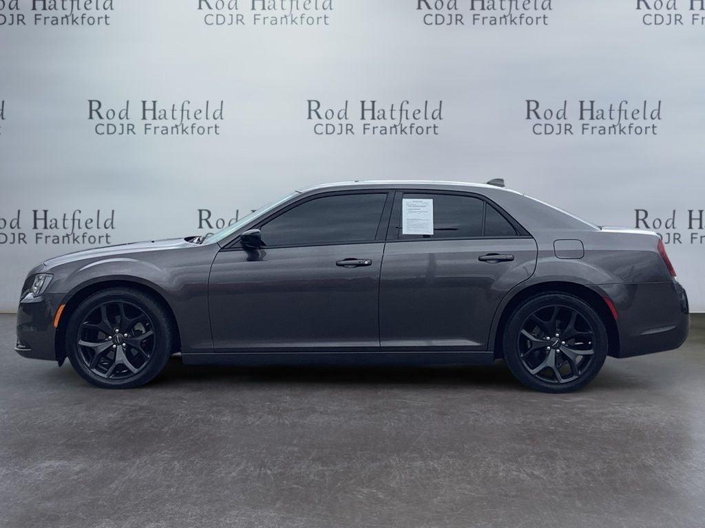 2023 Chrysler 300 Touring