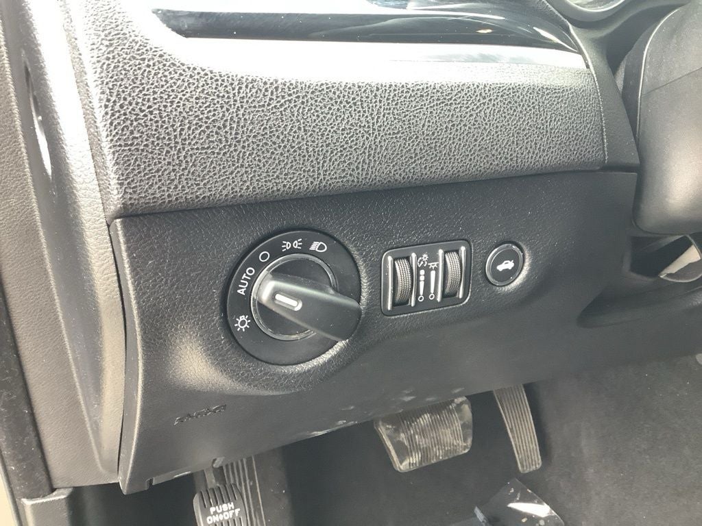 2023 Chrysler 300 Touring