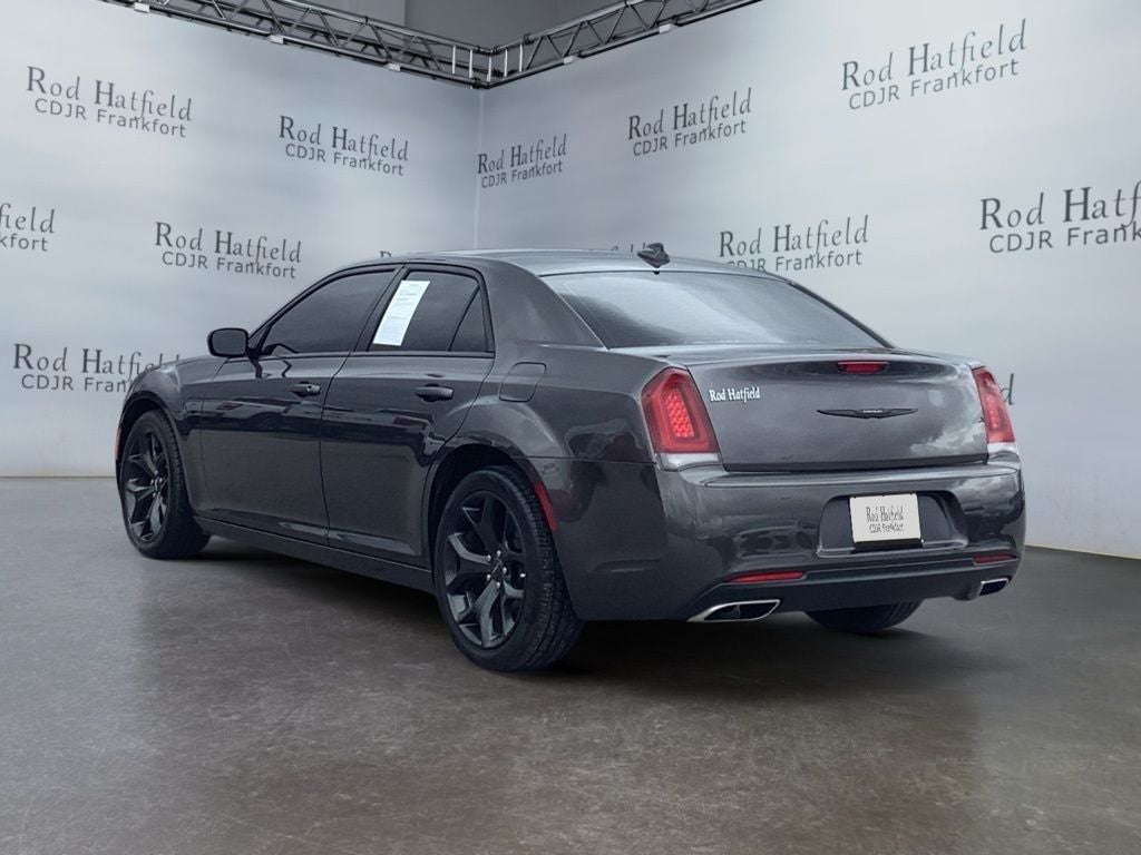 2023 Chrysler 300 Touring
