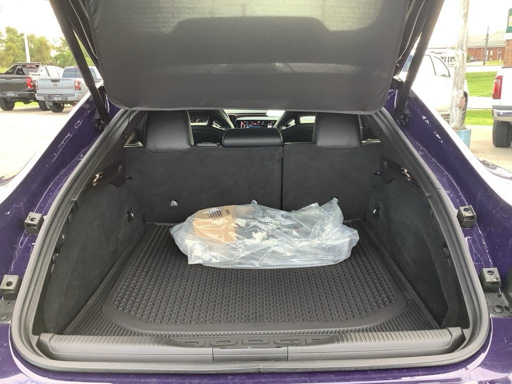 2027 Dodge Charger CHARGER SCAT PACK PLUS 4-DOOR AWD