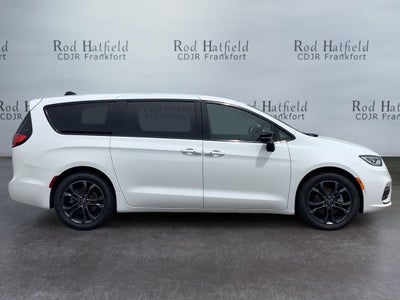 2026 Chrysler Pacifica PACIFICA SELECT