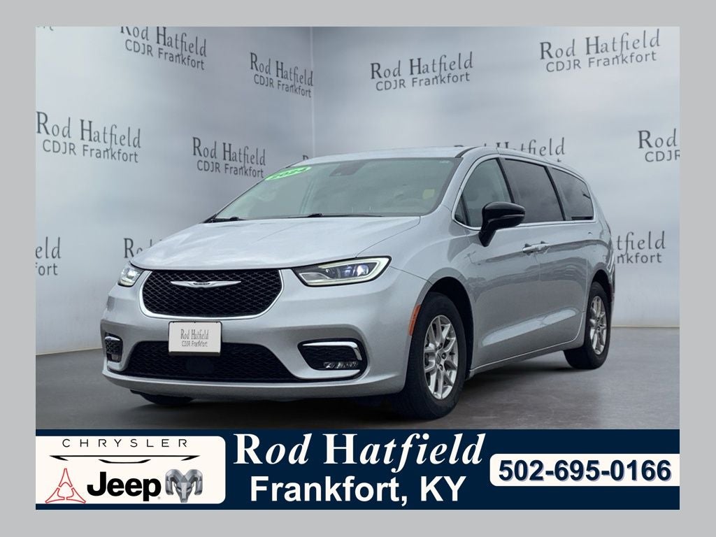 2024 Chrysler Pacifica Touring L