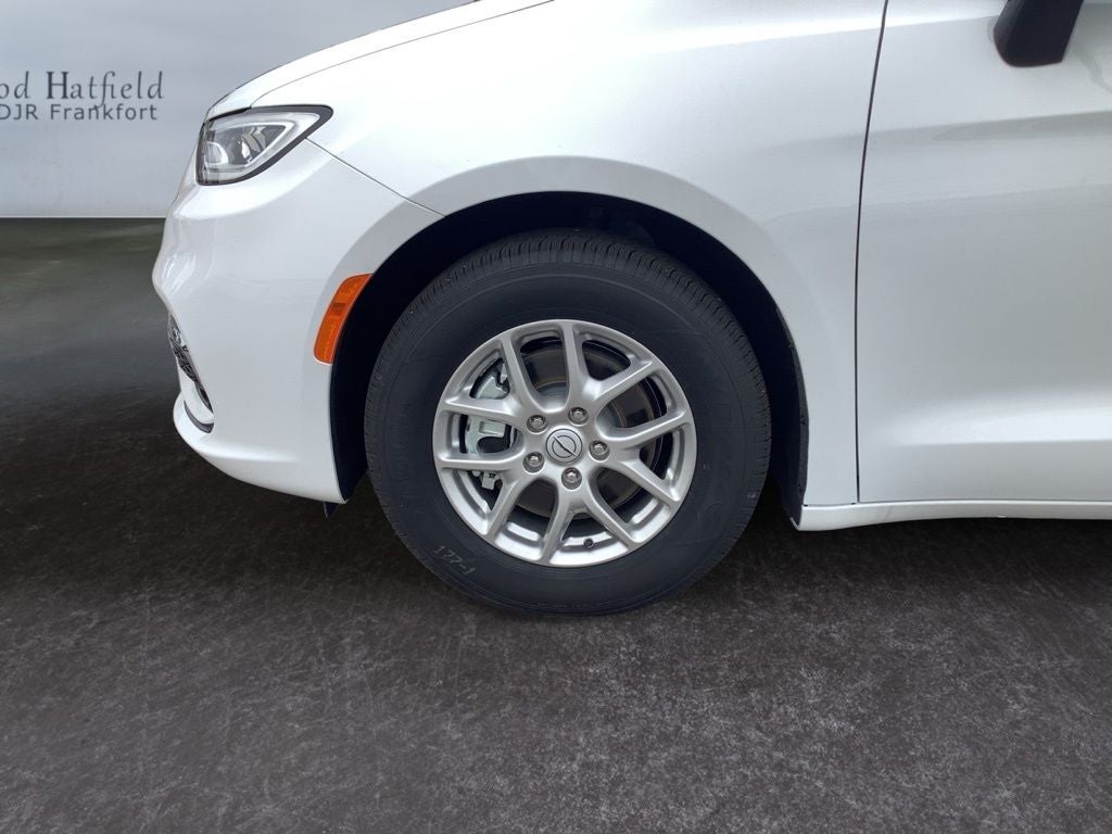 2026 Chrysler Pacifica PACIFICA SELECT