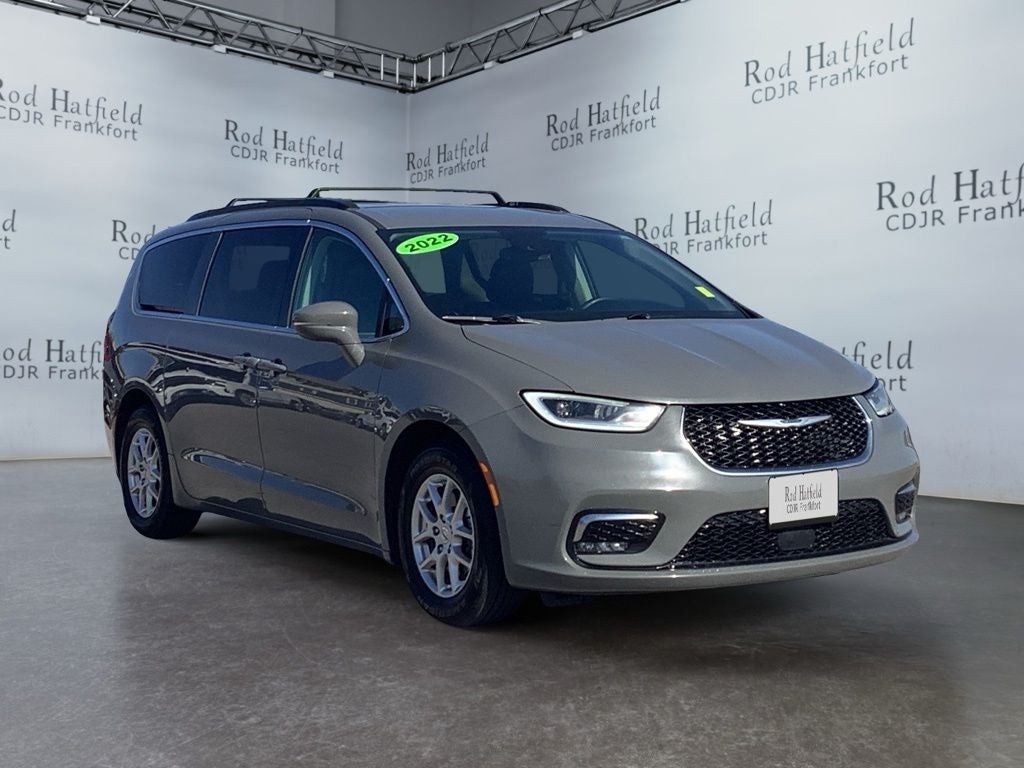 2022 Chrysler Pacifica Touring L