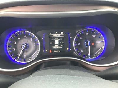 2022 Chrysler Voyager LX