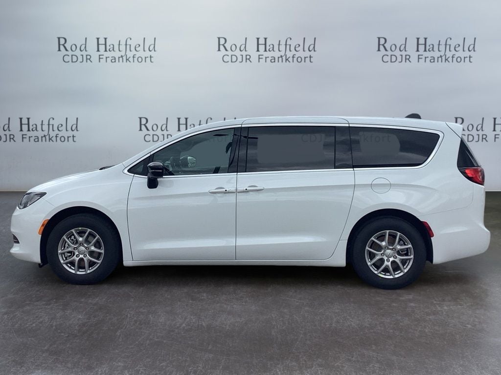 2026 Chrysler Voyager VOYAGER LX