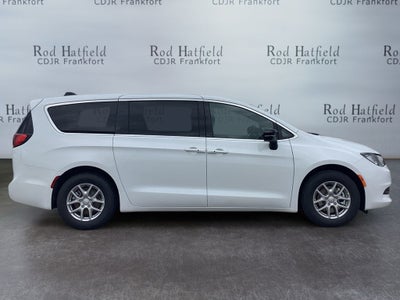 2026 Chrysler Voyager VOYAGER LX