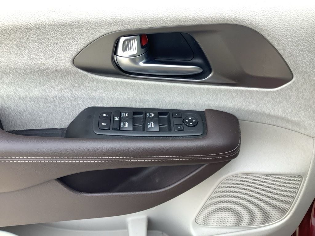 2019 Chrysler Pacifica Touring L Plus