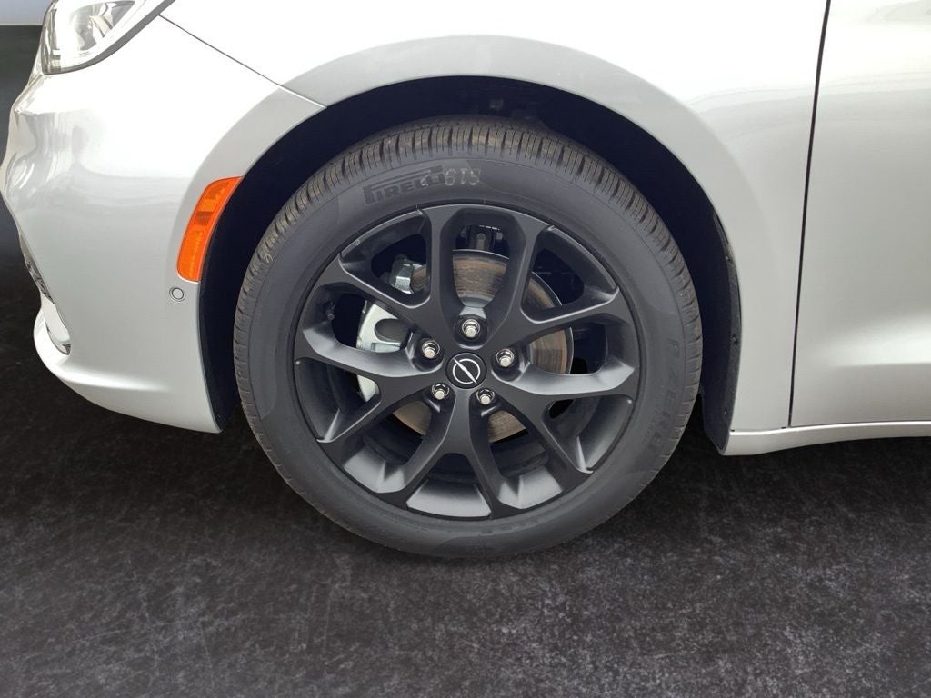 2026 Chrysler Pacifica PACIFICA LIMITED