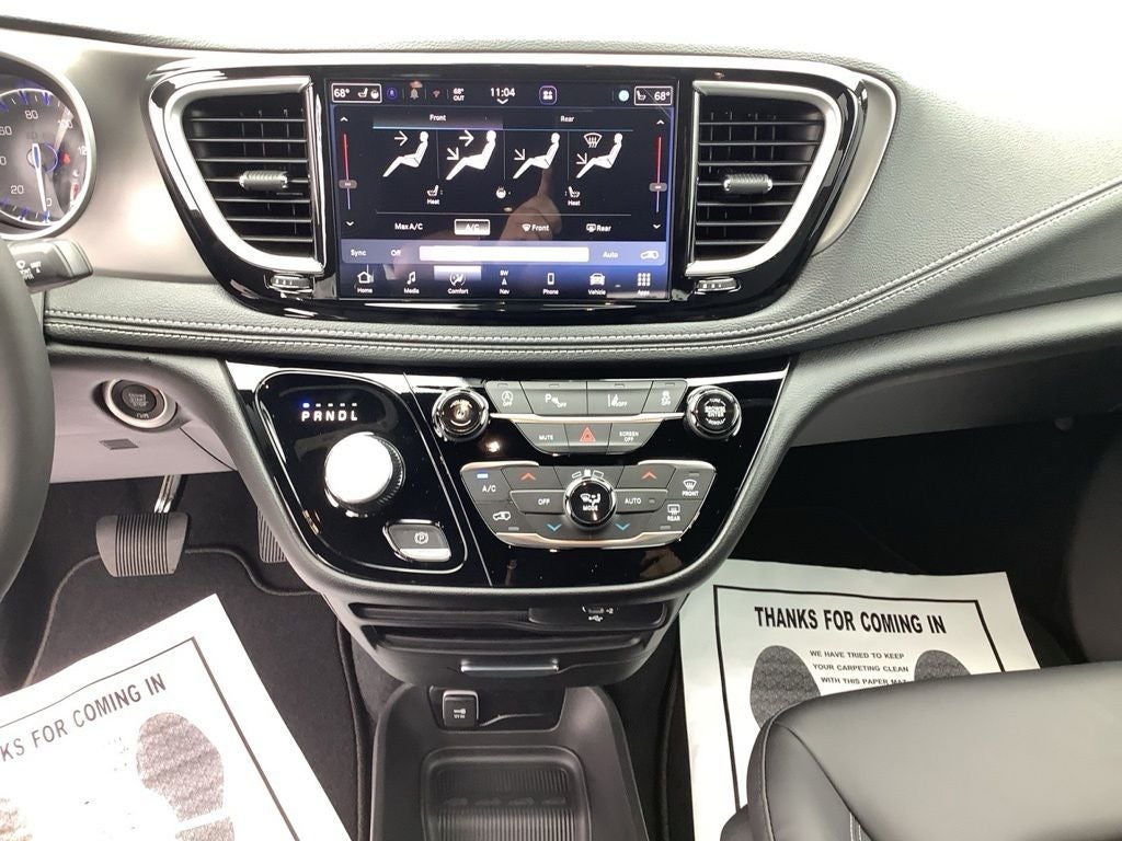 2027 Chrysler Pacifica PACIFICA SELECT AWD