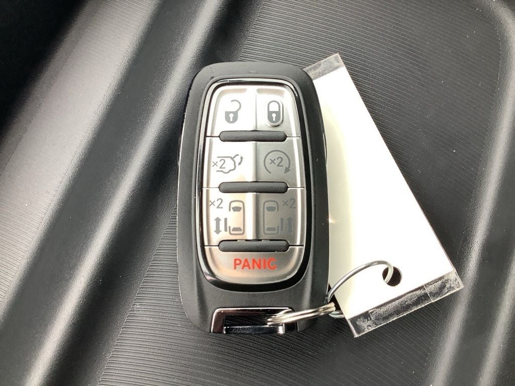 2027 Chrysler Pacifica PACIFICA SELECT AWD