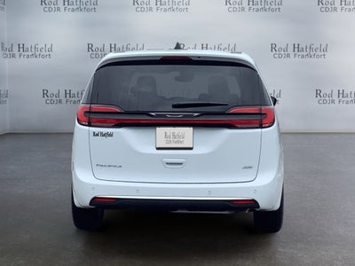 2027 Chrysler Pacifica PACIFICA SELECT AWD