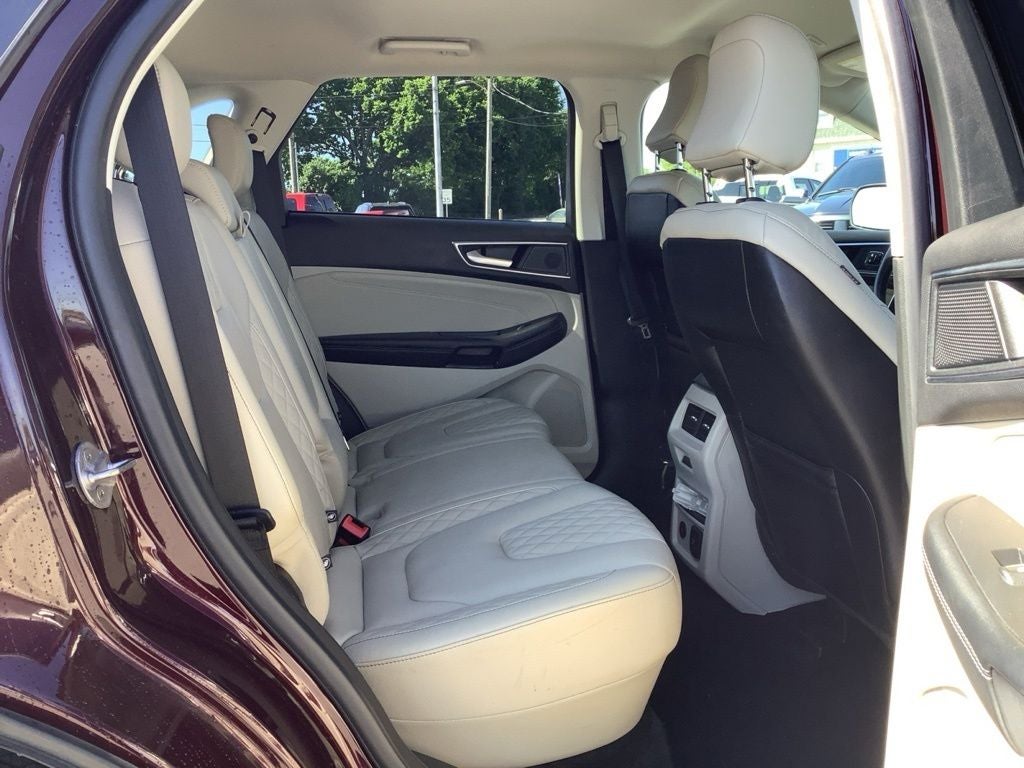 2023 Ford Edge Titanium