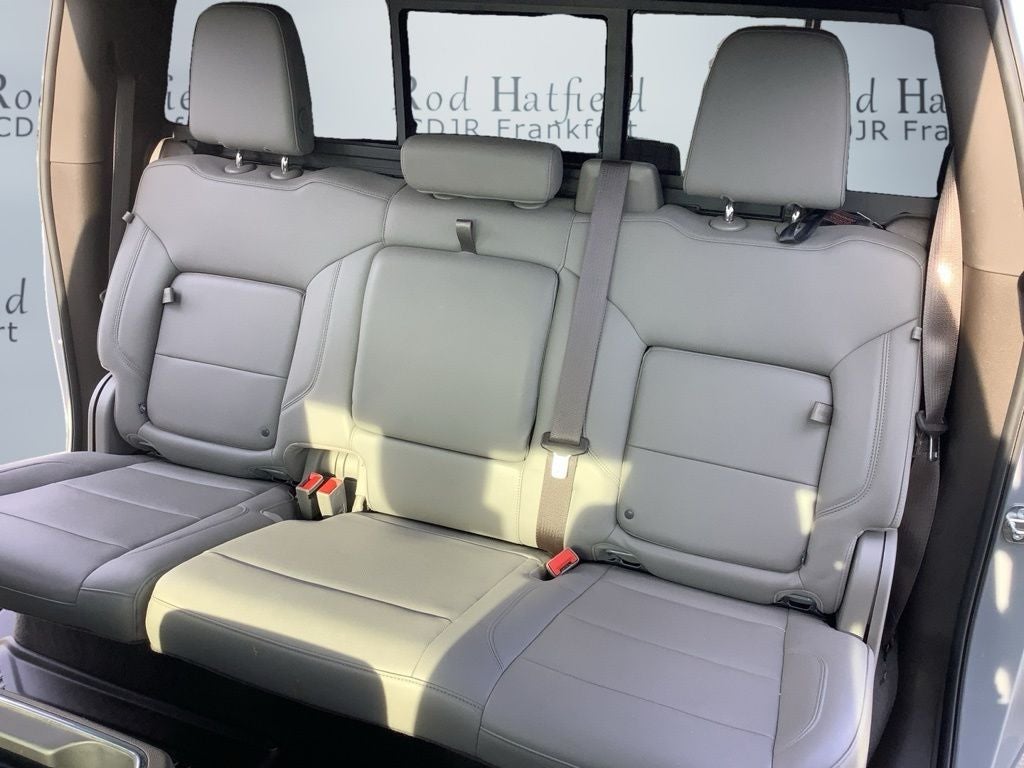 2024 Chevrolet Silverado 1500 4WD Crew Cab Short Bed RST