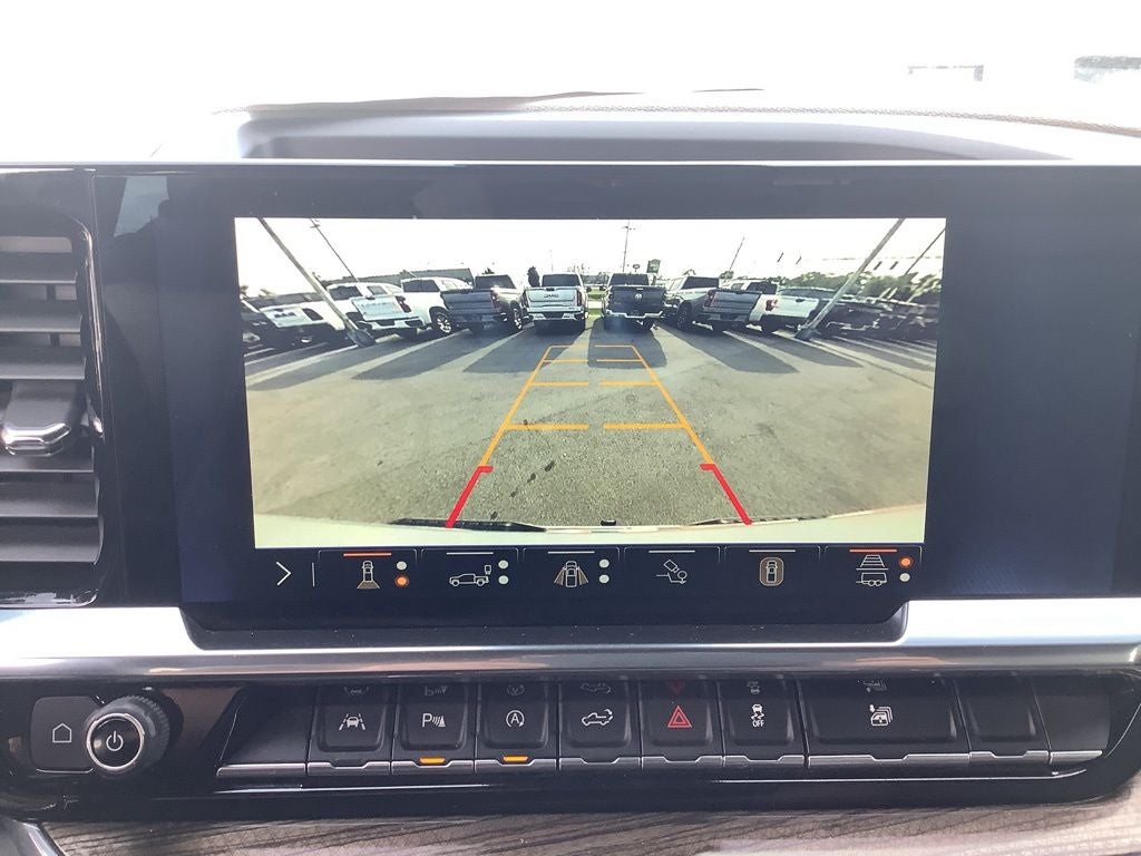 2024 Chevrolet Silverado 1500 4WD Crew Cab Short Bed RST