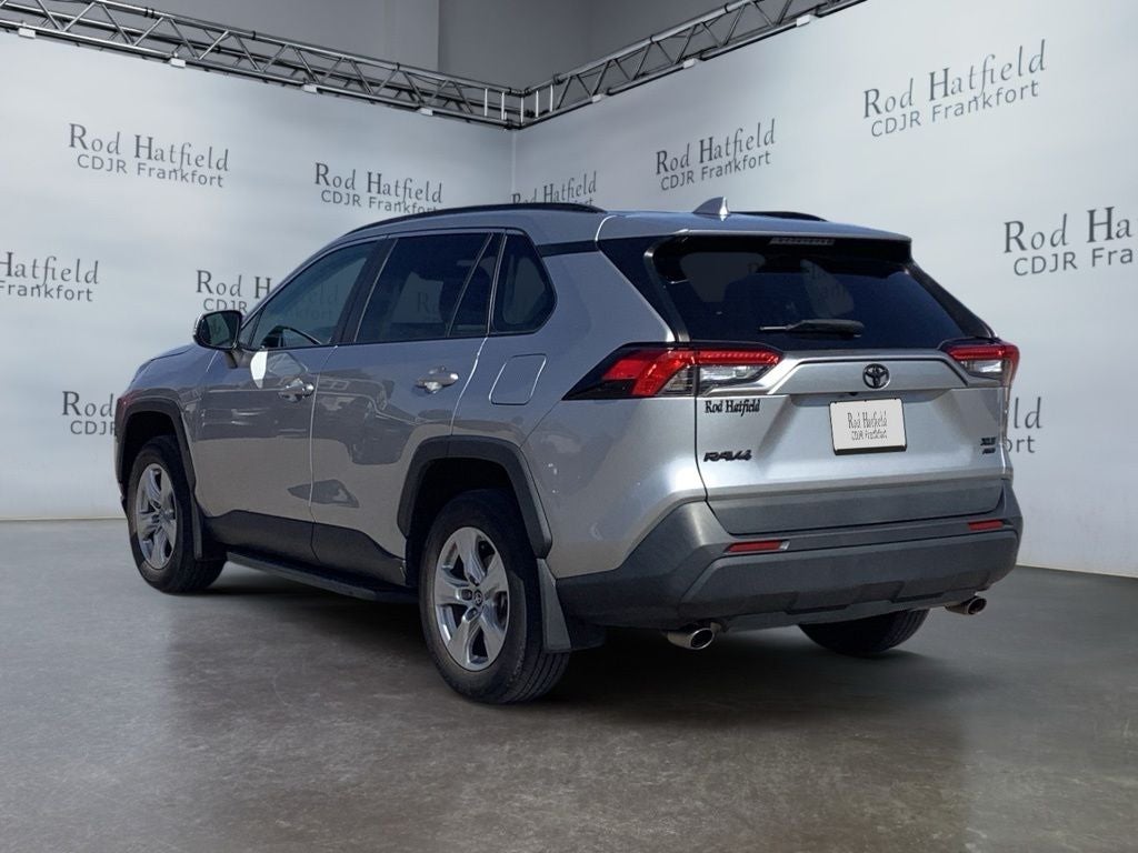 2020 Toyota RAV4 XLE