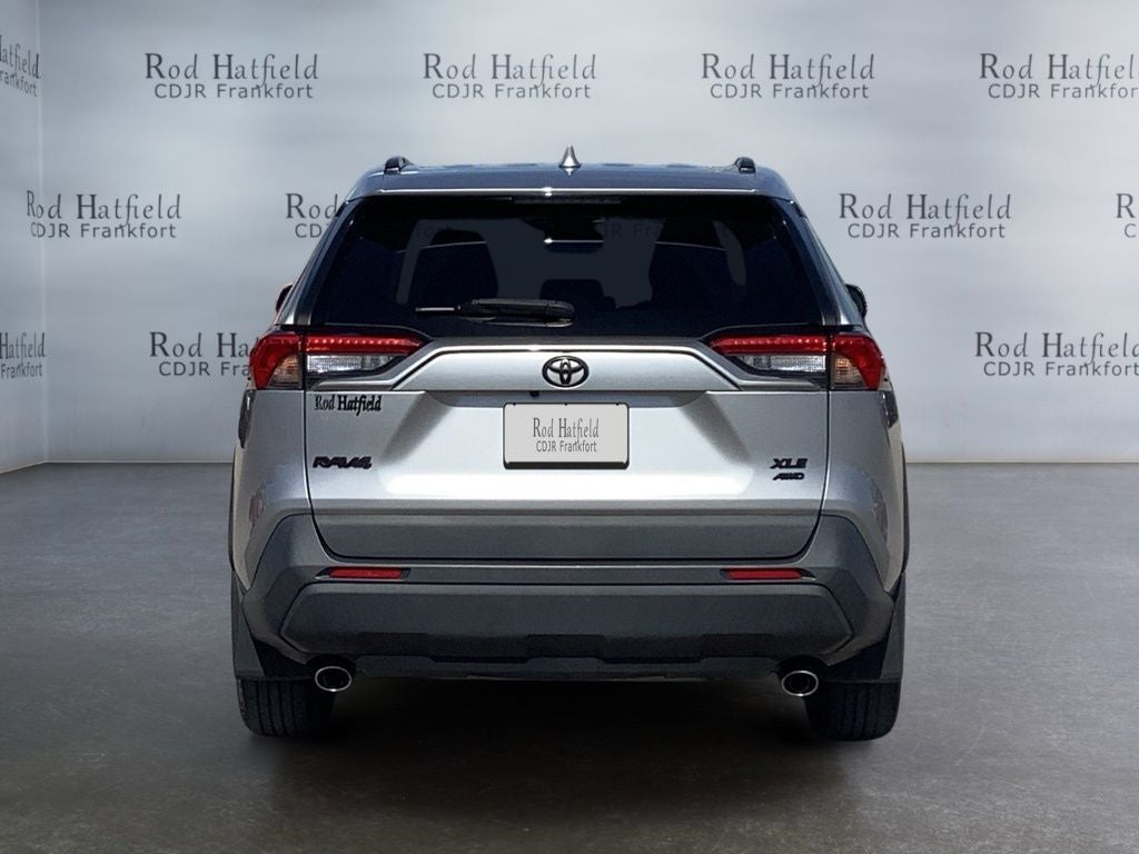 2020 Toyota RAV4 XLE