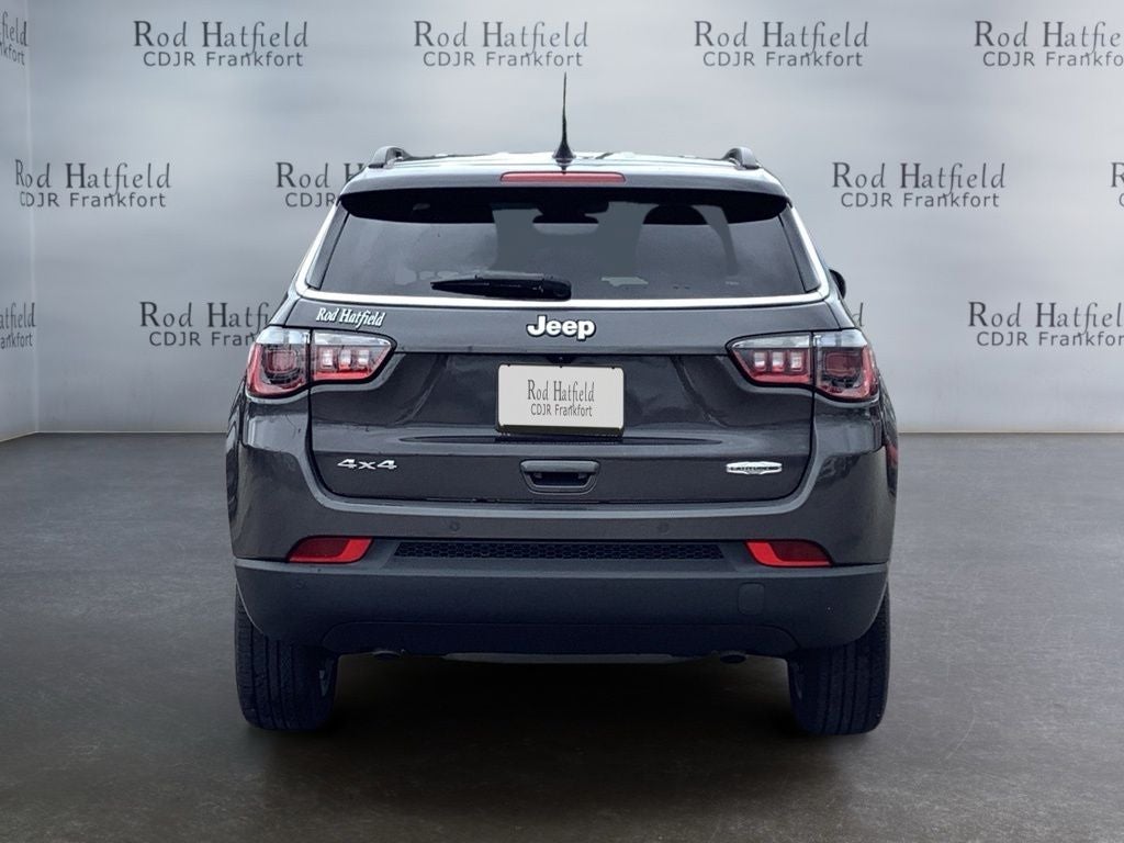 2024 Jeep Compass Latitude Lux FWD