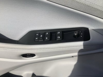 2027 Jeep Cherokee CHEROKEE LAREDO 4X4