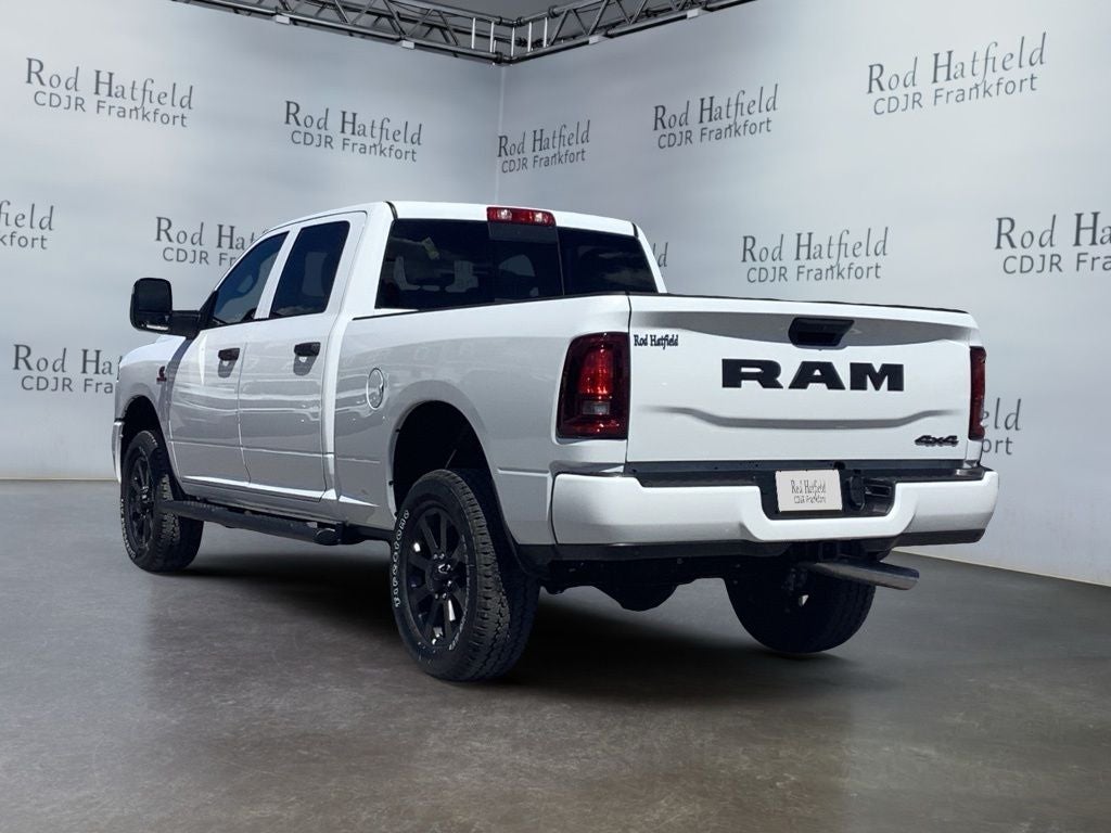 2026 RAM Ram 2500 RAM 2500 BLACK EXPRESS CREW CAB 4X4 6'4' BOX