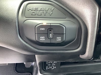 2026 RAM Ram 2500 RAM 2500 BLACK EXPRESS CREW CAB 4X4 6'4' BOX