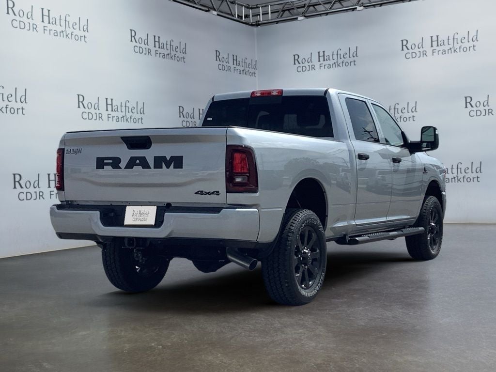 2026 RAM Ram 2500 RAM 2500 BLACK EXPRESS CREW CAB 4X4 6'4' BOX