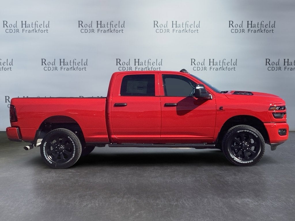 2027 RAM Ram 2500 RAM 2500 BLACK EXPRESS CREW CAB 4X4 6'4' BOX