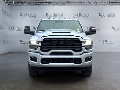 2026 RAM Ram 2500 RAM 2500 BLACK EXPRESS CREW CAB 4X4 6'4' BOX