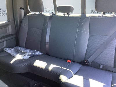 2027 RAM Ram 2500 RAM 2500 BLACK EXPRESS CREW CAB 4X4 6'4' BOX